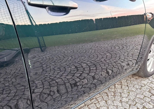 Opel Zafira cena 39600 przebieg: 236000, rok produkcji 2016 z Jawor małe 781
